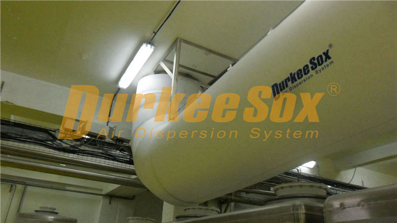Insulation Sox Air Duct Solves the Problem of Cooling in High Temperature Workshop